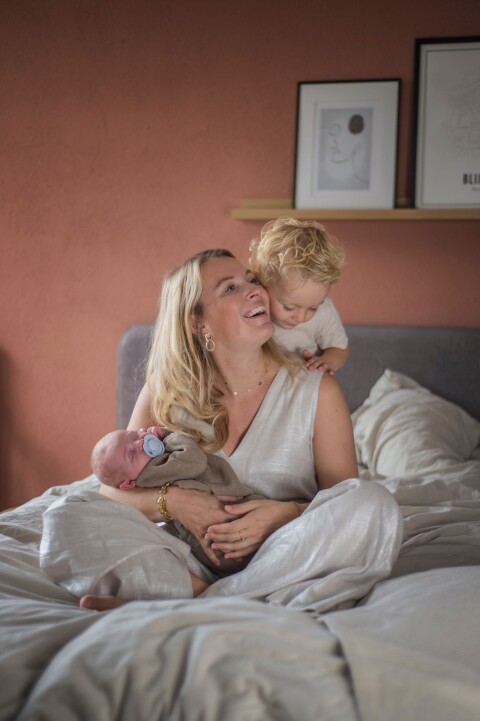Gezin kraamweek newborn